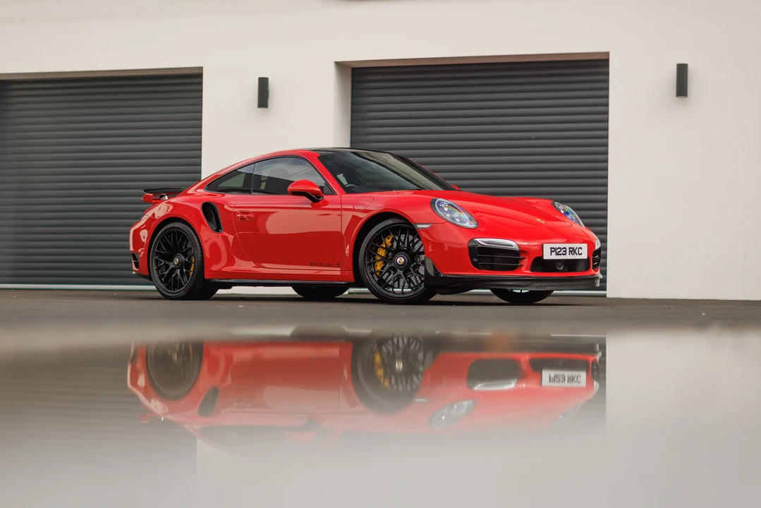 2015 Porsche 991 Turbo S - Image 19 of 31