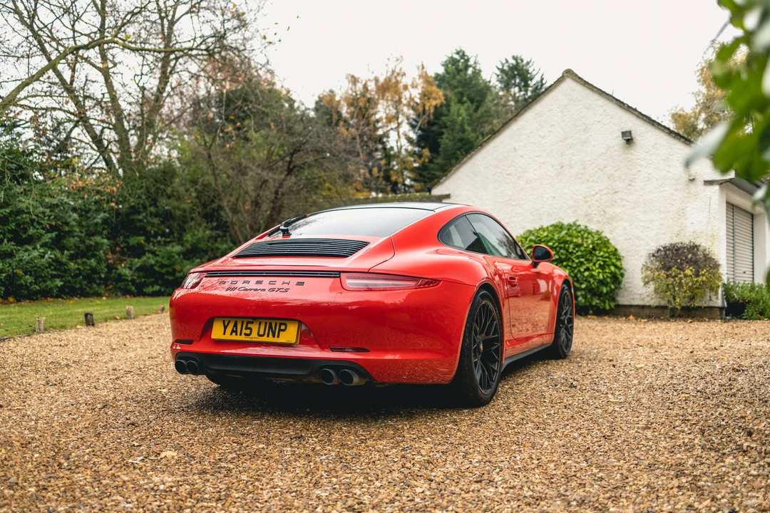 2015 Porsche 991 Carrera GTS - Image 9 of 31