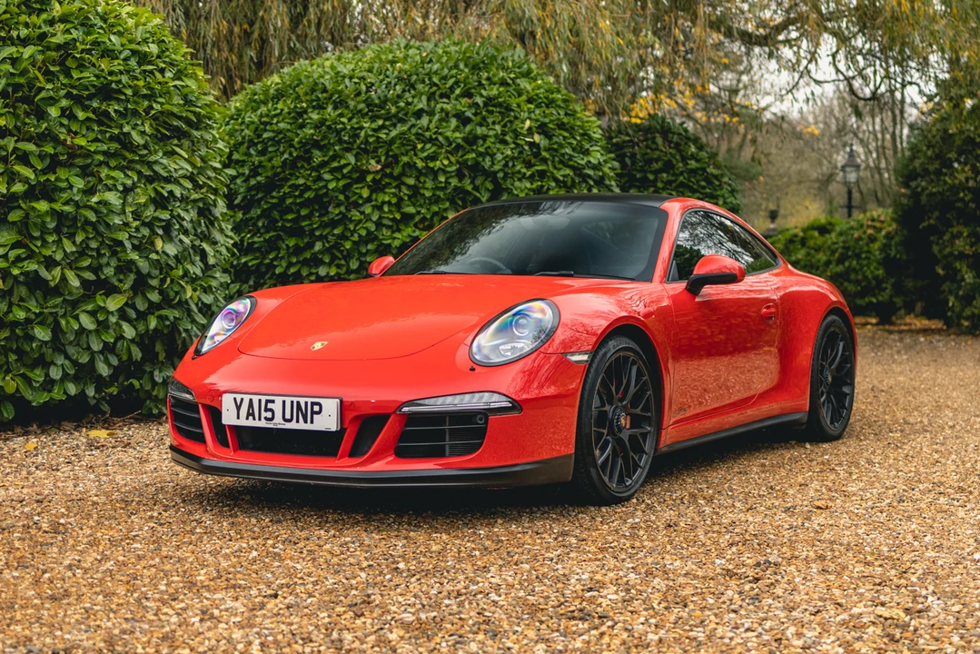 2015 Porsche 991 Carrera GTS - Image 2 of 31