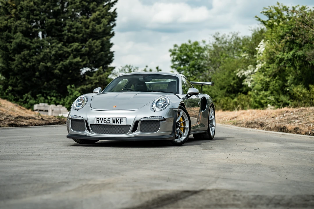2015 Porsche 991 GT3 RS - Image 21 of 31