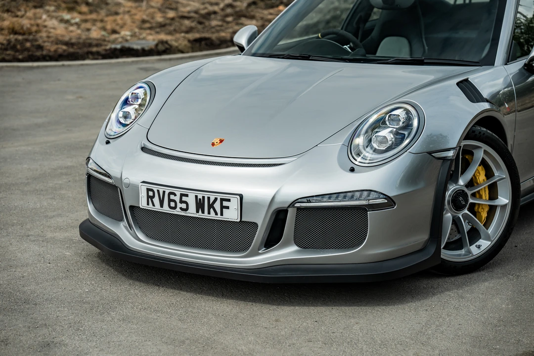 2015 Porsche 991 GT3 RS - Image 25 of 31