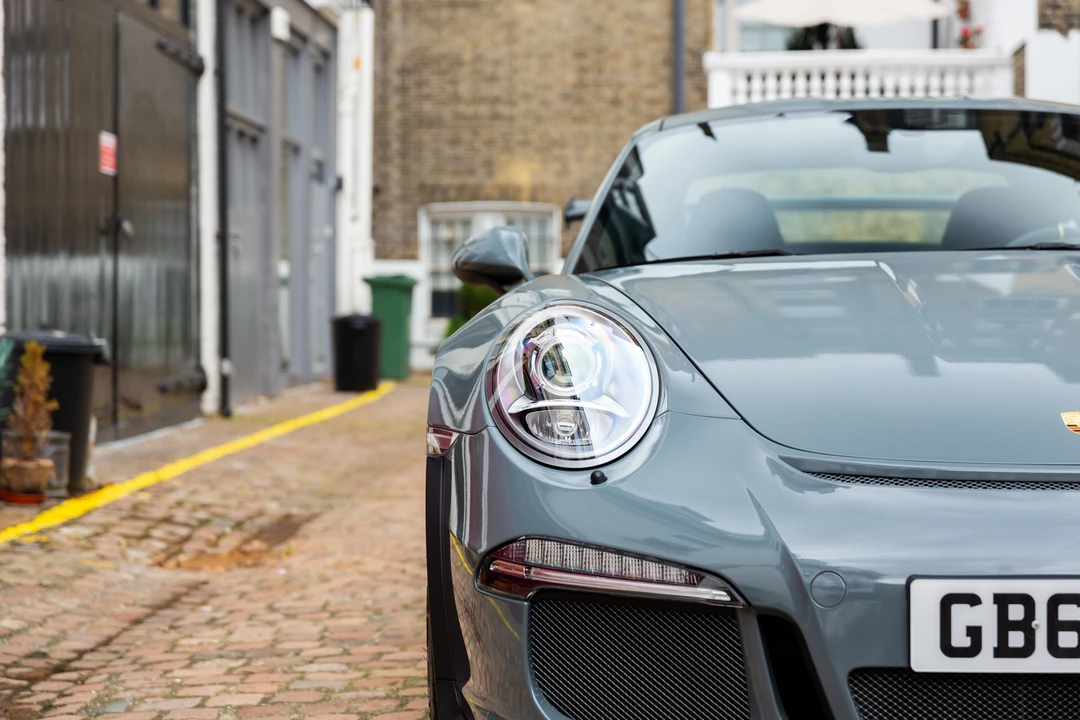 2015 Porsche 991 GT3 RS - Image 25 of 31