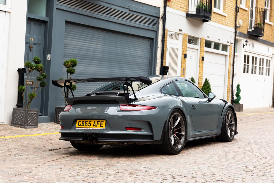 2015 Porsche 991 GT3 RS - Image 15 of 31