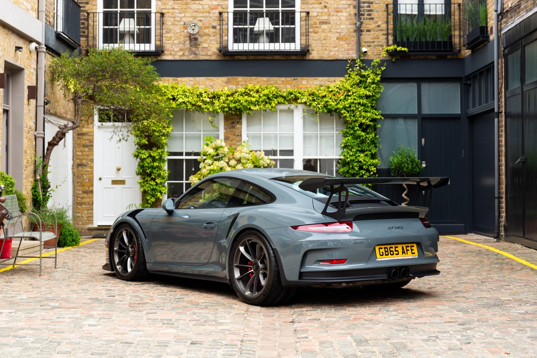 2015 Porsche 991 GT3 RS - Image 7 of 31