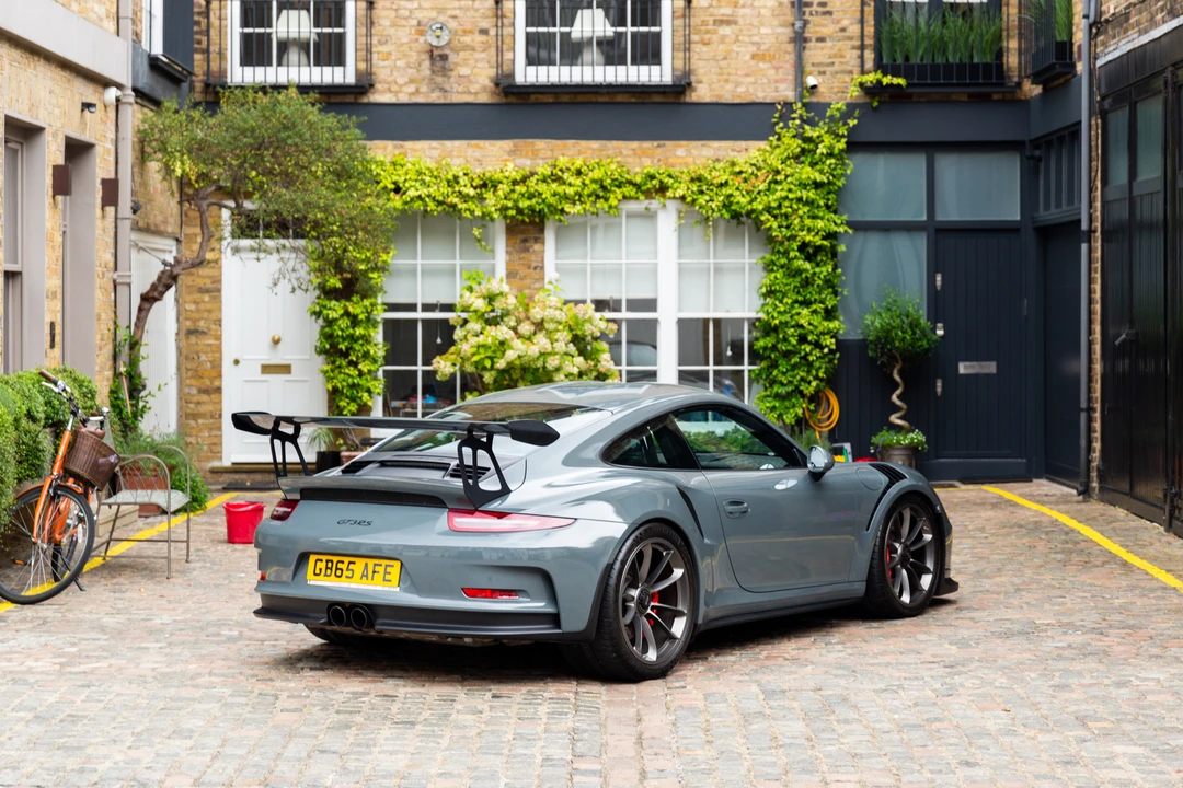 2015 Porsche 991 GT3 RS - Image 18 of 31