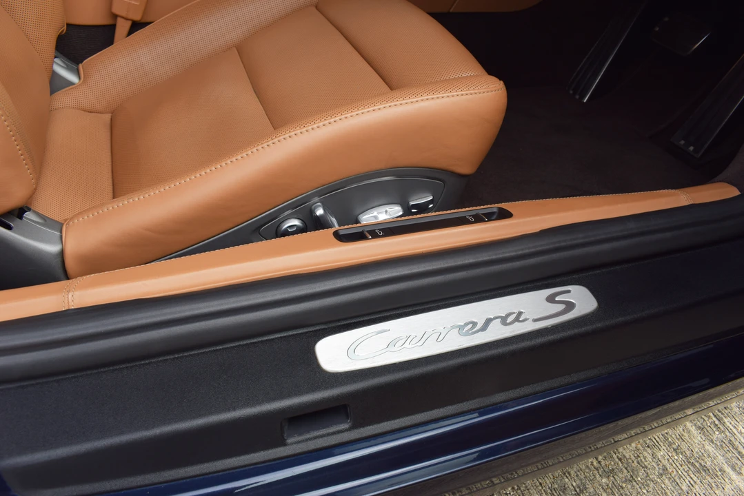 2015 Porsche 991 Carrera S - Image 28 of 31