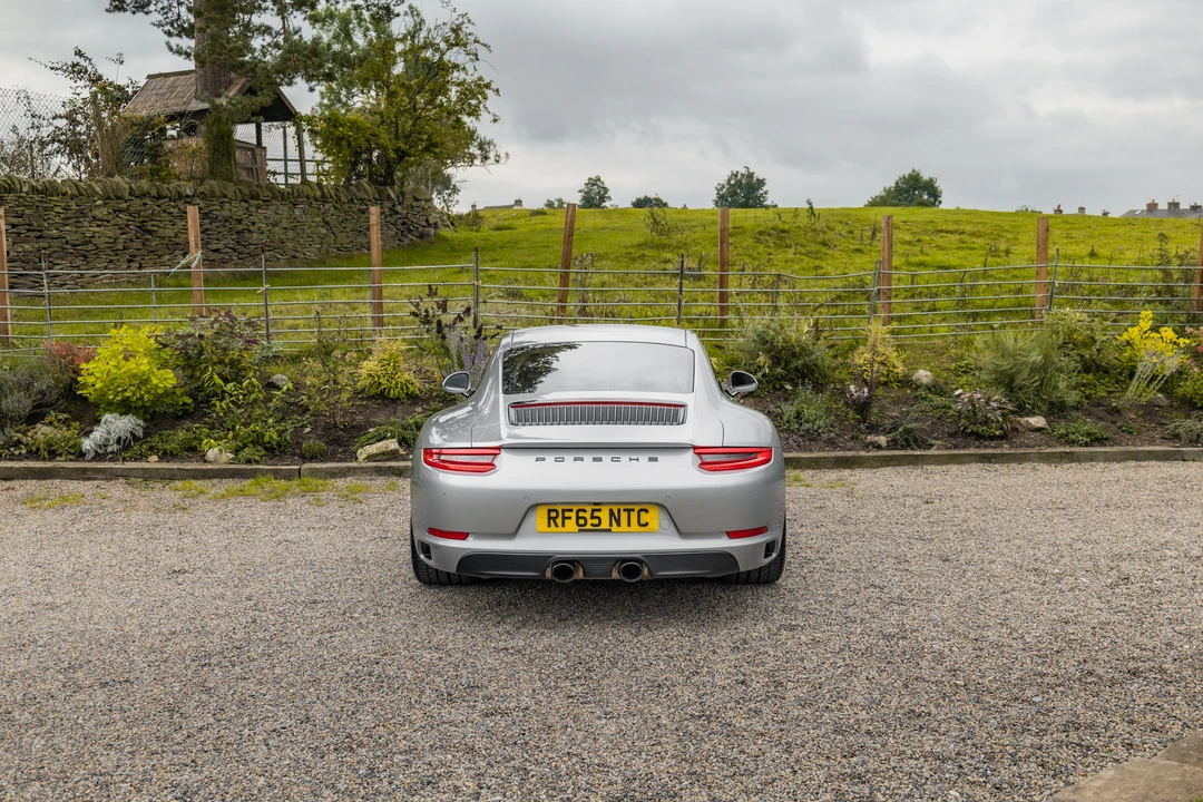 2015 Porsche 991 Carrera S - Image 7 of 31
