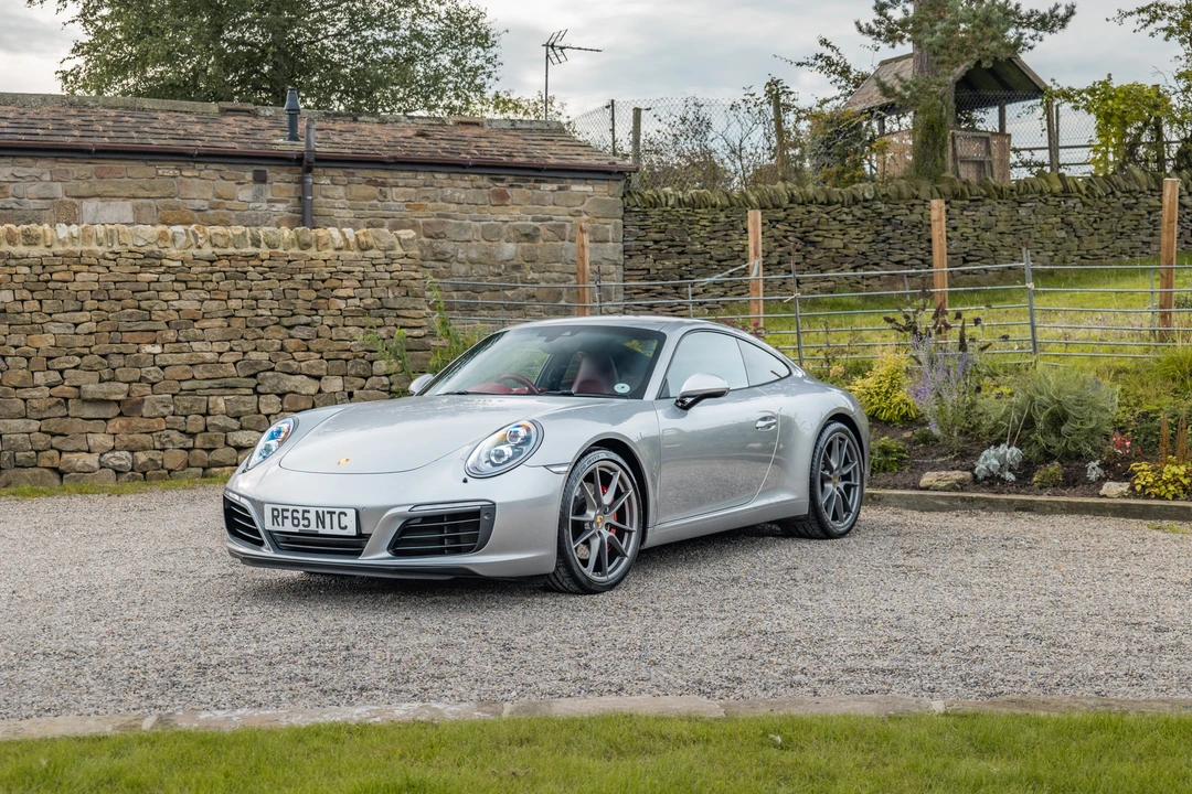 2015 Porsche 991 Carrera S - Image 10 of 31