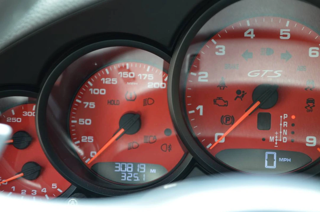 2015 Porsche 991 Carrera GTS - Image 14 of 24
