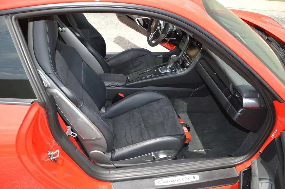 2015 Porsche 991 Carrera GTS - Image 13 of 24