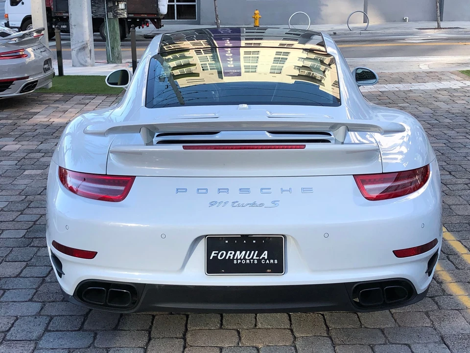2015 Porsche 991 Turbo S - Image 11 of 24