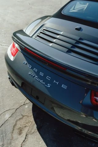 2015 Porsche 911 - Image 8 of 23