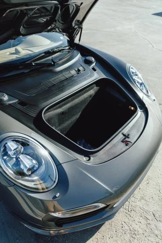 2015 Porsche 911 - Image 12 of 23