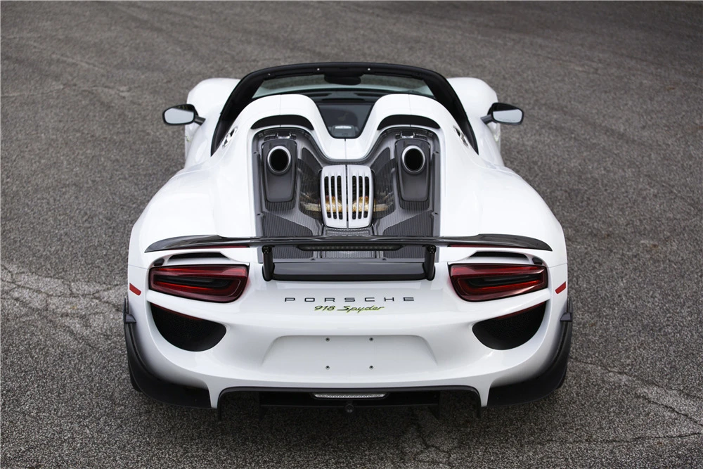 2015 Porsche 918 Spyder - Image 3 of 13
