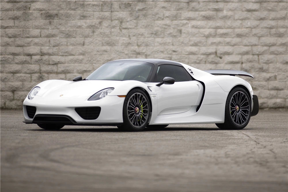 2015 Porsche 918 Spyder - Image 2 of 13