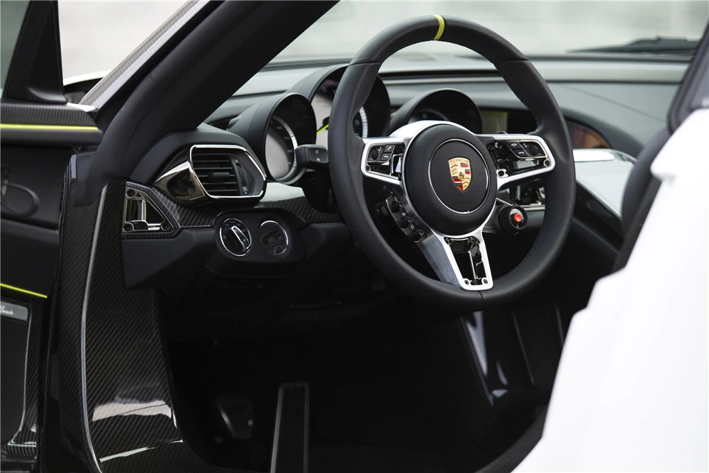 2015 Porsche 918 Spyder - Image 4 of 13