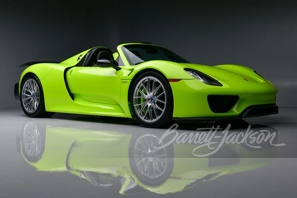 2015 Porsche 918 Spyder - Image 7 of 31