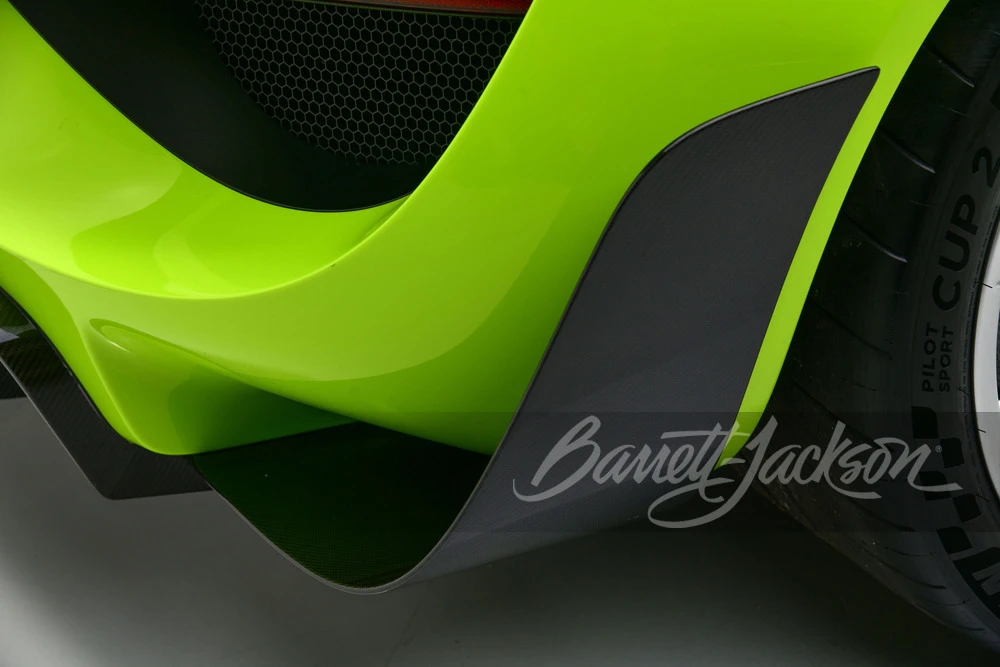 2015 Porsche 918 Spyder - Image 23 of 31