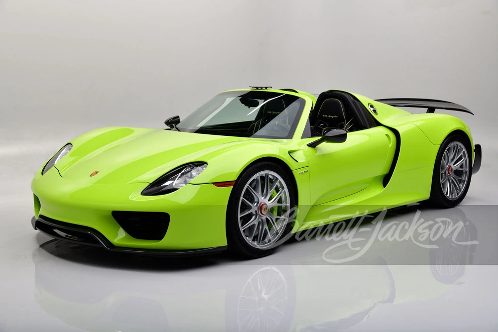 2015 Porsche 918 Spyder - Image 30 of 31