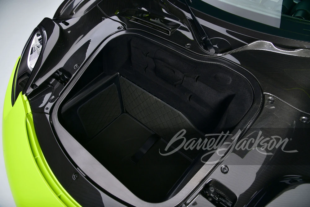 2015 Porsche 918 Spyder - Image 31 of 31