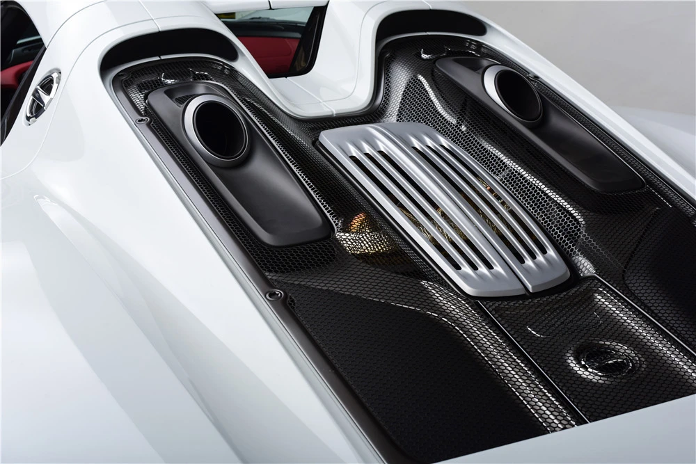 2015 Porsche 918 Spyder - Image 3 of 9