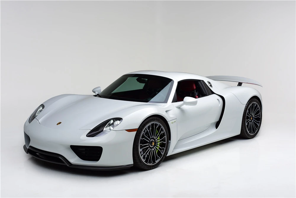 2015 Porsche 918 Spyder - Image 2 of 9