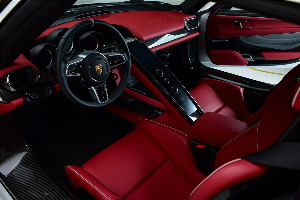 2015 Porsche 918 Spyder - Image 4 of 9
