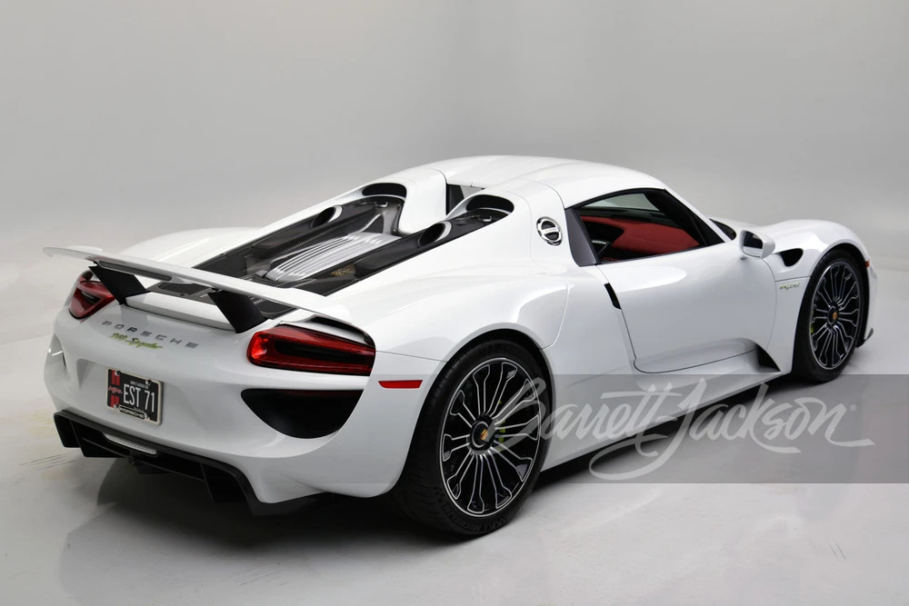 2015 Porsche 918 Spyder - Image 23 of 31