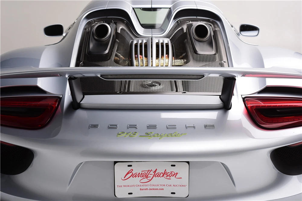 2015 Porsche 918 Spyder - Image 3 of 10