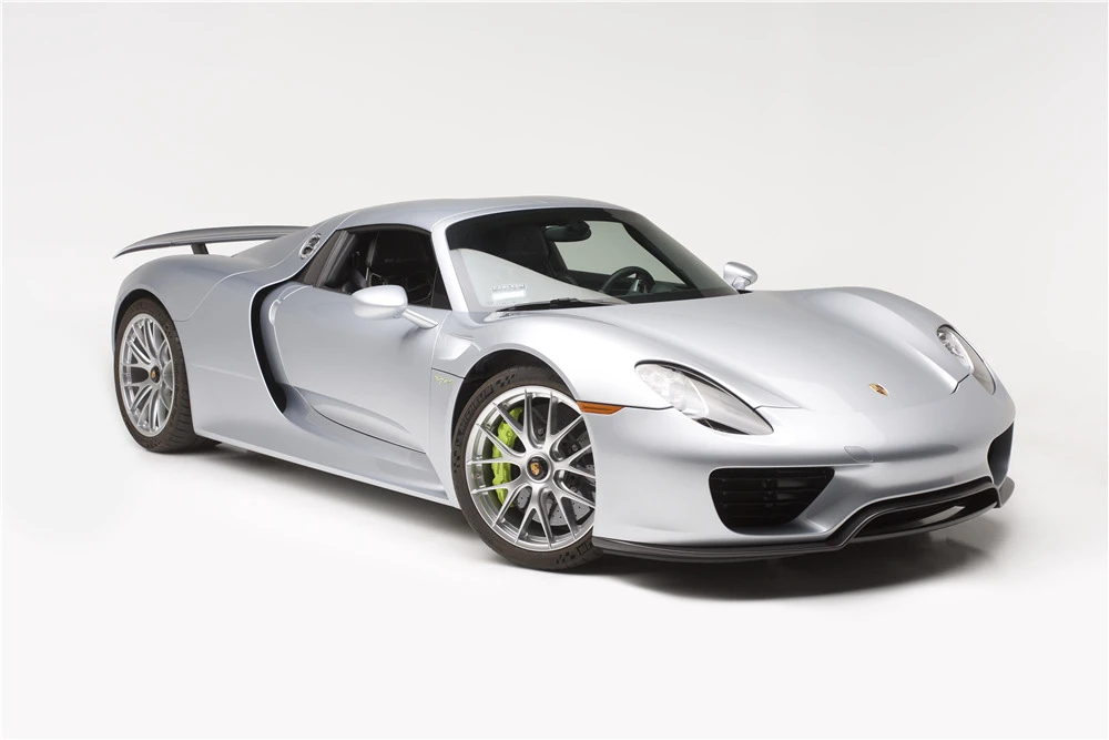 2015 Porsche 918 Spyder - Image 2 of 10
