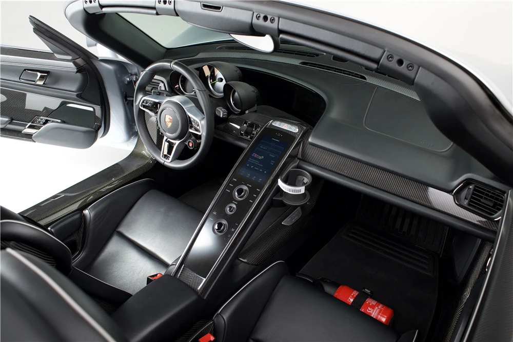2015 Porsche 918 Spyder - Image 4 of 10