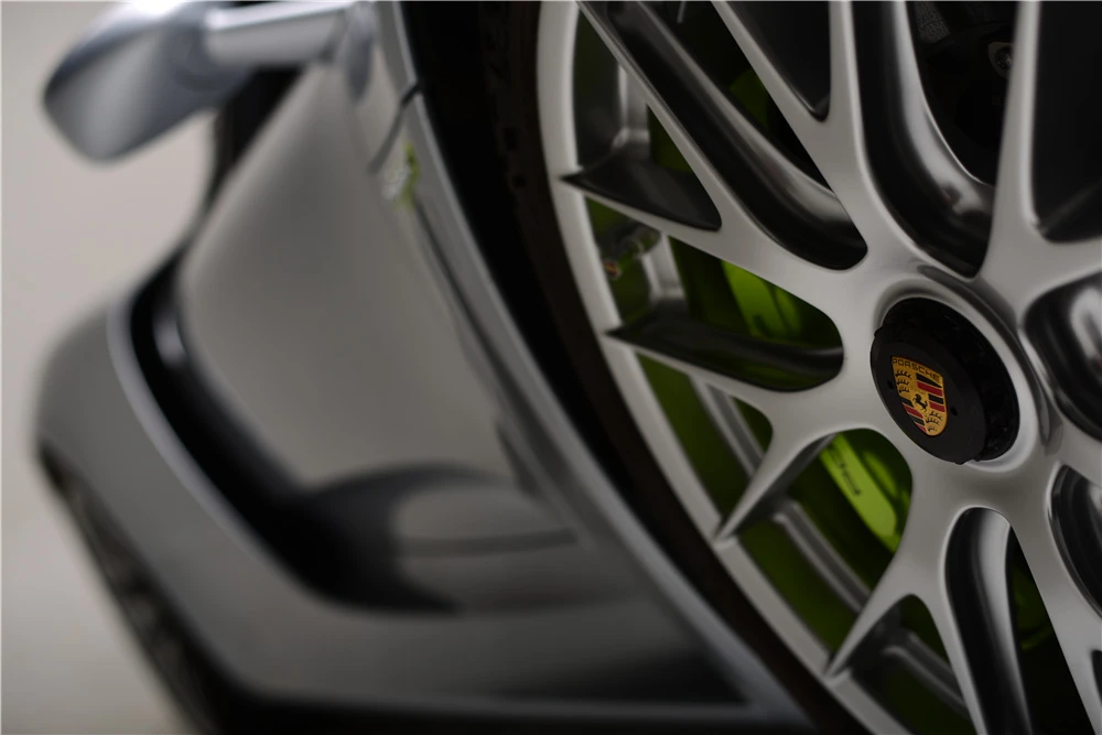 2015 Porsche 918 Spyder - Image 8 of 10