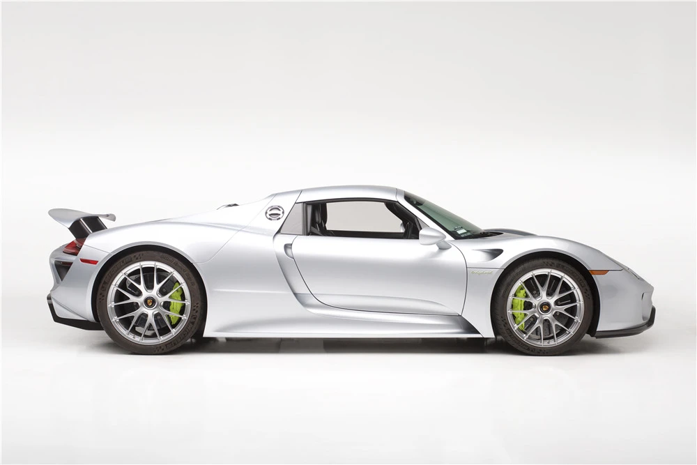2015 Porsche 918 Spyder - Image 10 of 10