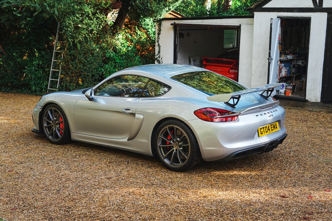 2015 Porsche 981 Cayman GT4 - Image 7 of 31