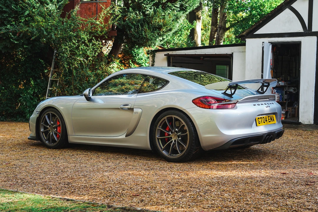 2015 Porsche 981 Cayman GT4 - Image 14 of 31