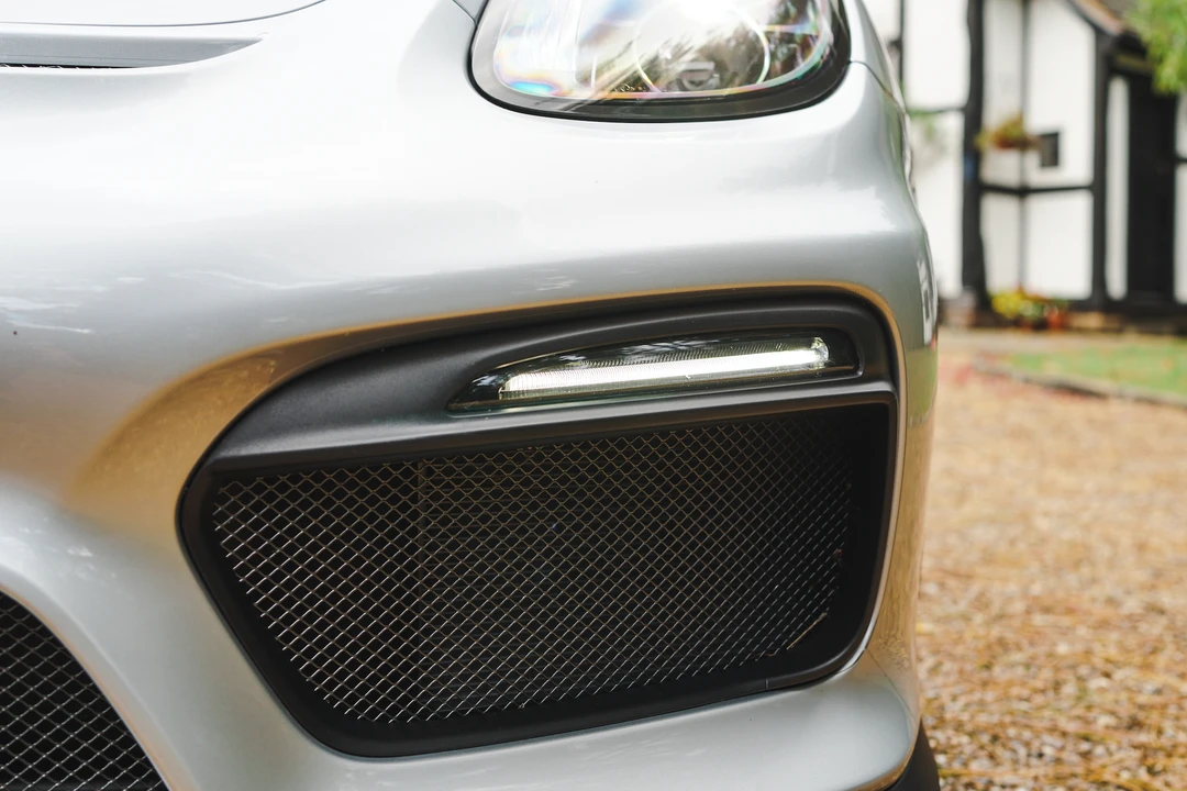 2015 Porsche 981 Cayman GT4 - Image 27 of 31