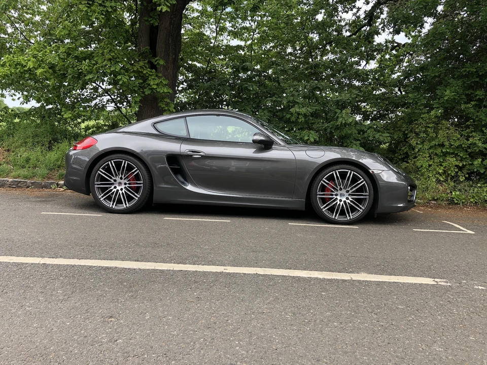 2015 Porsche 981 Cayman S - Image 4 of 31