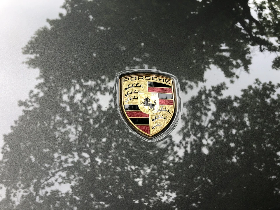 2015 Porsche 981 Cayman S - Image 19 of 31