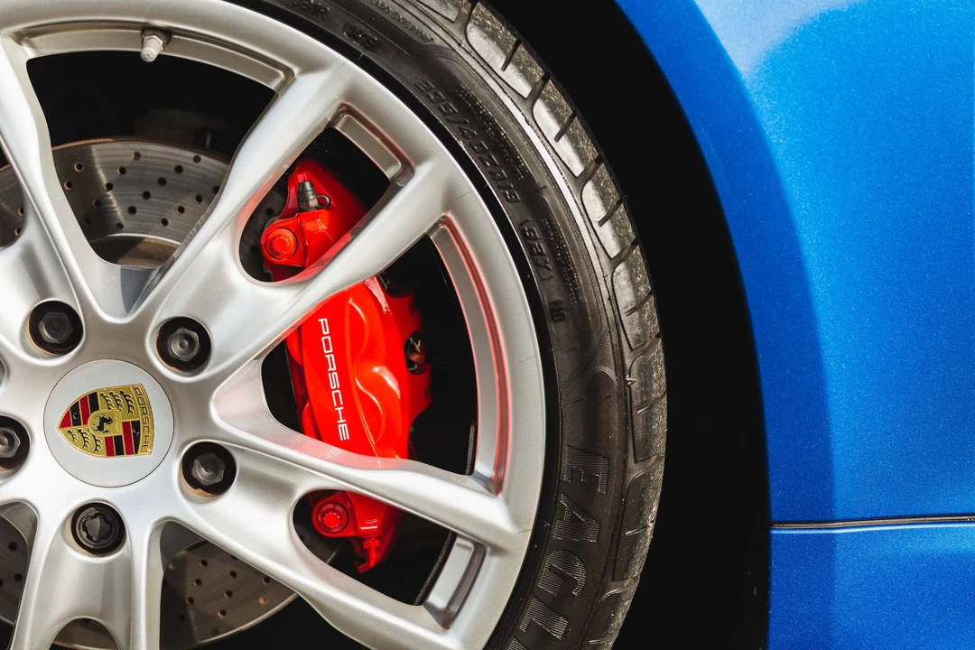 2015 Porsche 981 Cayman S - Image 26 of 31