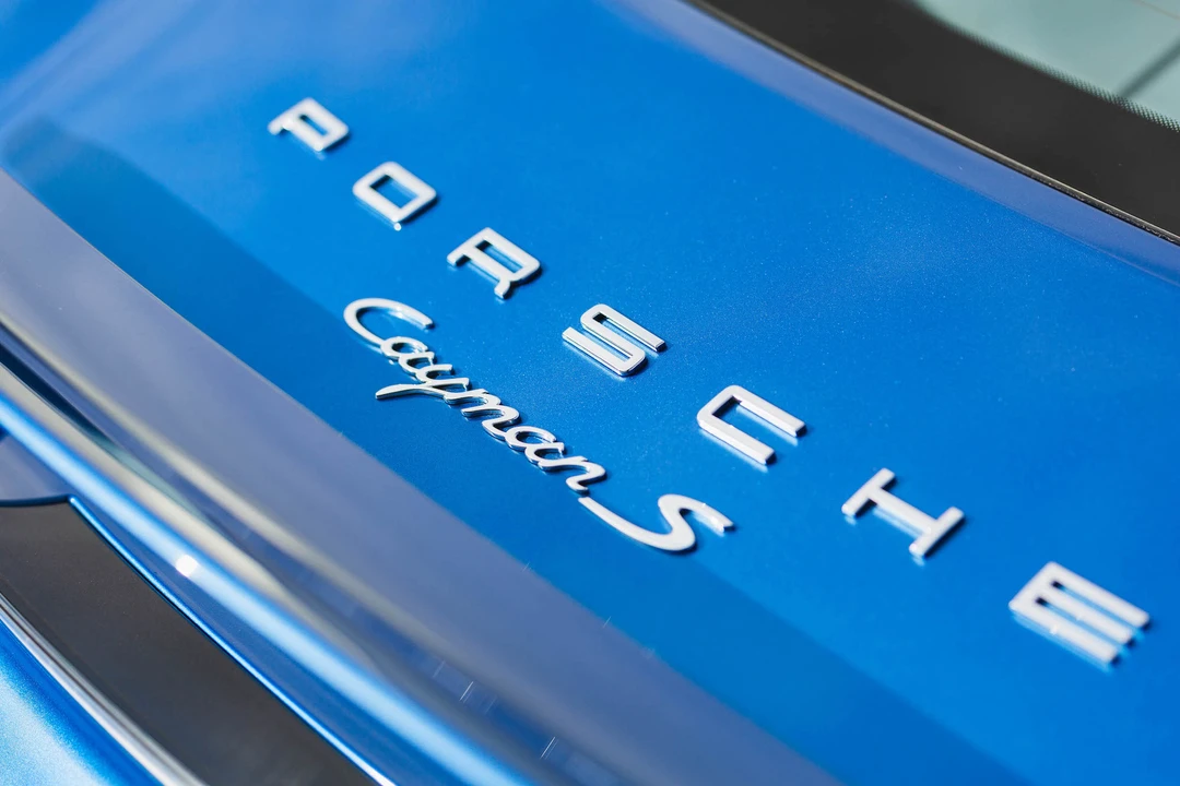 2015 Porsche 981 Cayman S - Image 20 of 31