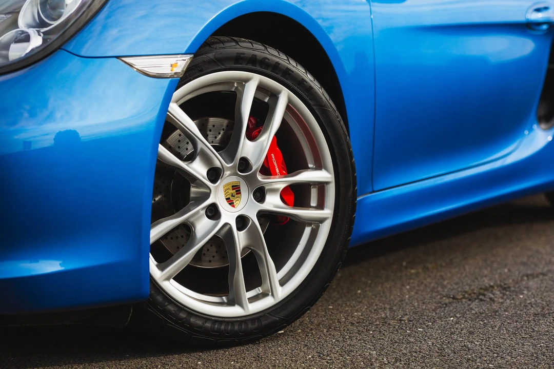 2015 Porsche 981 Cayman S - Image 29 of 31