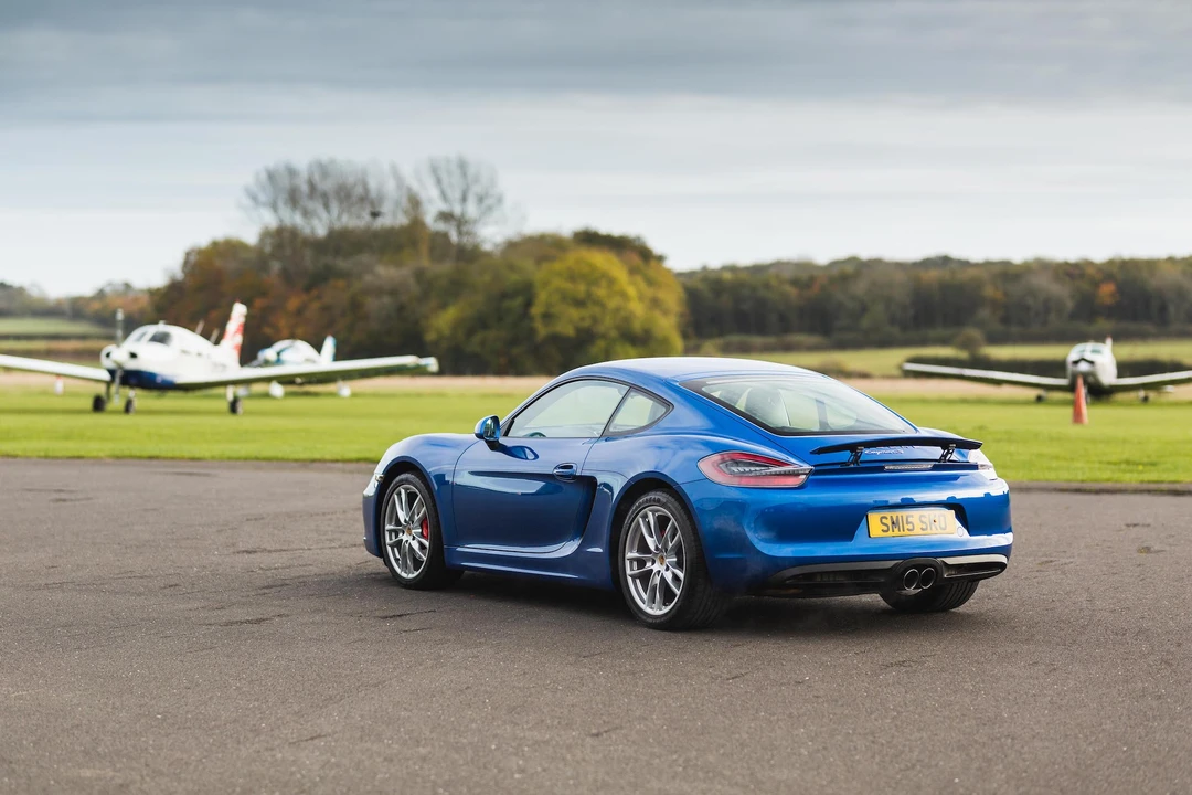 2015 Porsche 981 Cayman S - Image 6 of 31