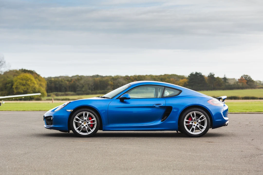 2015 Porsche 981 Cayman S - Image 5 of 31