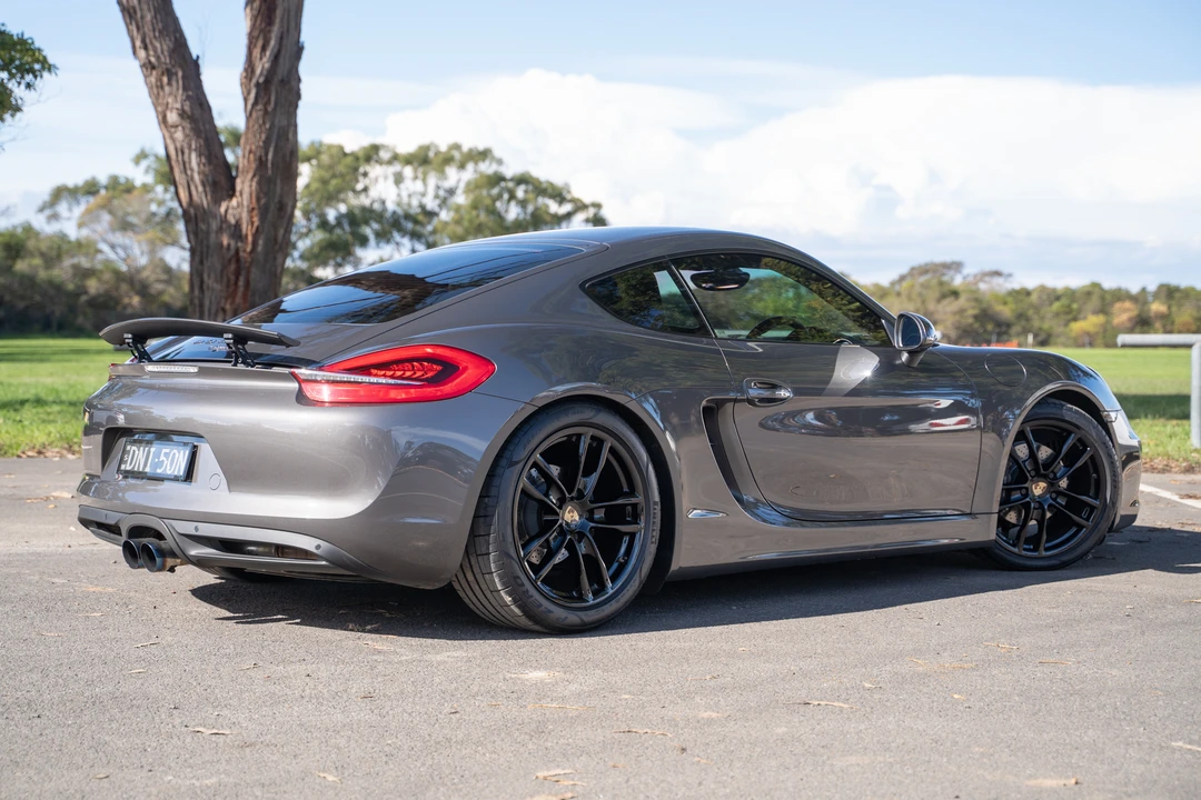 2015 Porsche 981 Cayman - Image 12 of 31