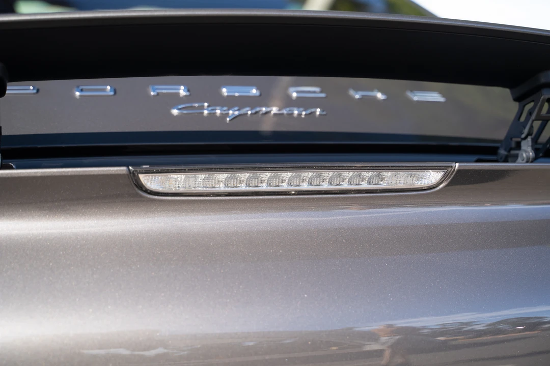 2015 Porsche 981 Cayman - Image 28 of 31