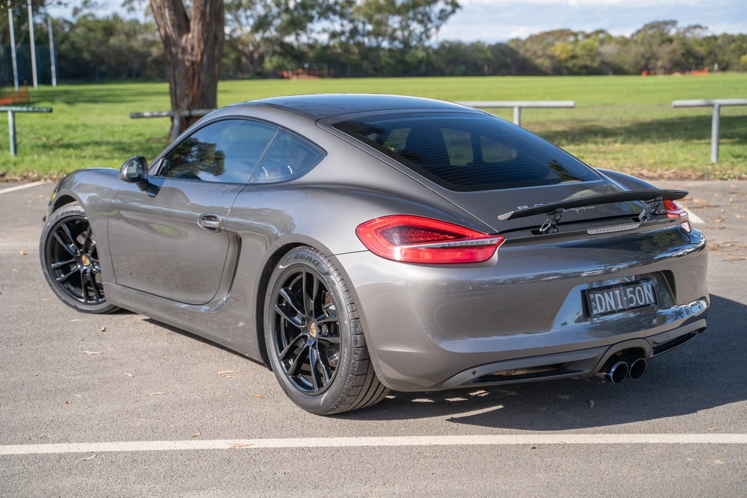 2015 Porsche 981 Cayman - Image 14 of 31