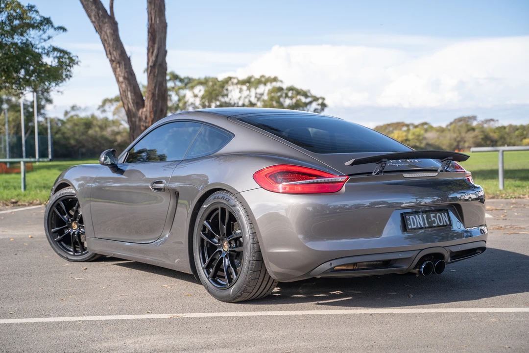 2015 Porsche 981 Cayman - Image 6 of 31