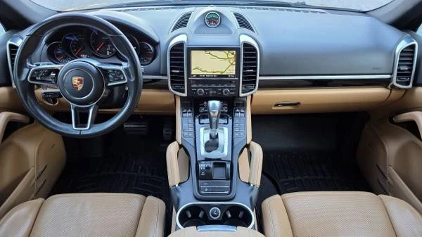 2015 Porsche 958 Cayenne Diesel - Image 19 of 21