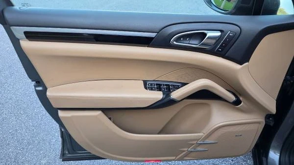 2015 Porsche 958 Cayenne Diesel - Image 11 of 21