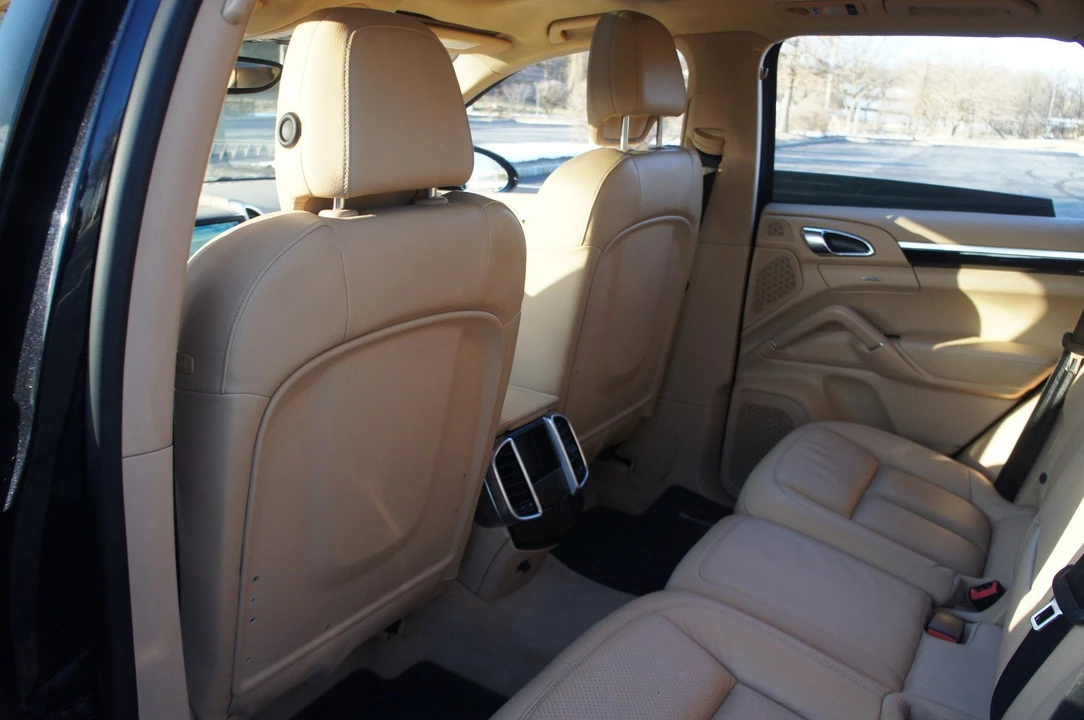 2015 Porsche 958 Cayenne Diesel - Image 28 of 31